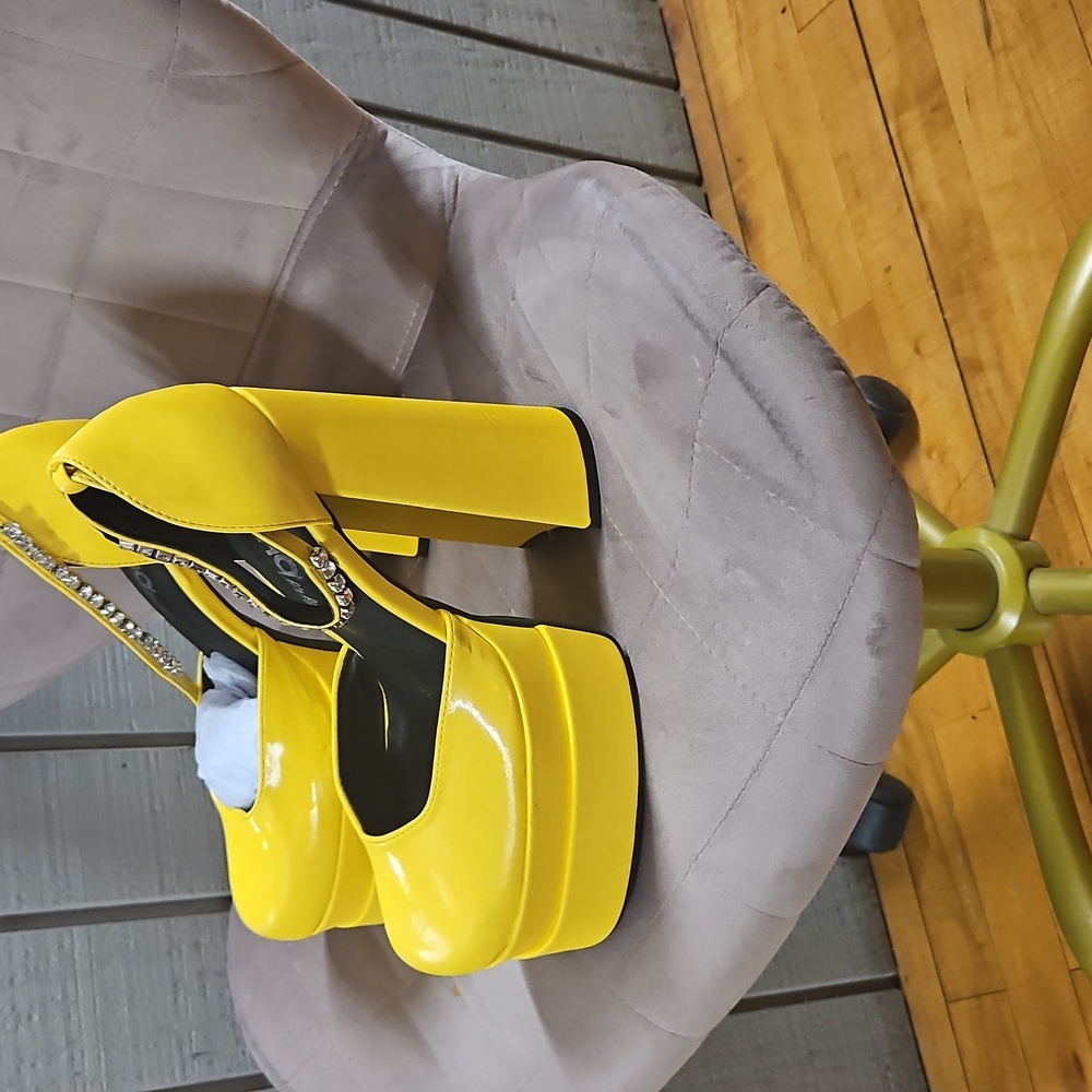Yellow Platform Heels - Picture 2 of 4